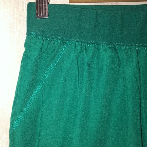 CherokeeāXSĀ GreenāScrubāUniformāPants - Picture 5 of 9